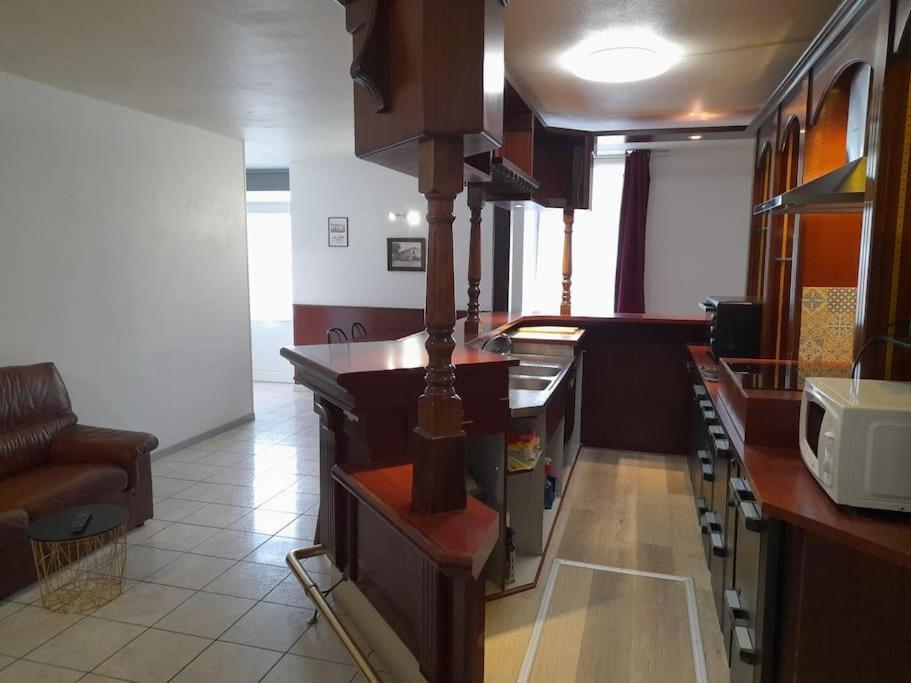 Appartement Au Bord Du Canal Монбар Экстерьер фото